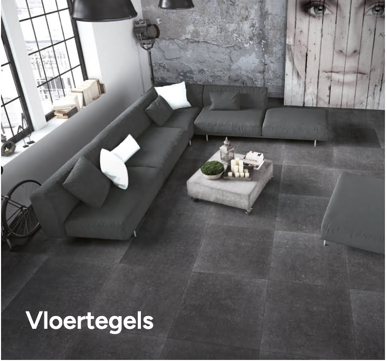 moeder met kind speln op vloertegels van Vatan Tegels.